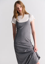 Load image into Gallery viewer, Sadie Midi Dress