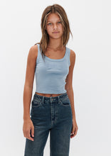 Load image into Gallery viewer, Tight Singlet