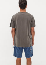 Load image into Gallery viewer, Basic Vintage Tee