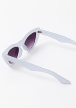 Load image into Gallery viewer, Hepburn Sunglasses