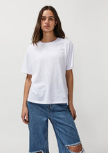Load image into Gallery viewer, Basic Billie Tee