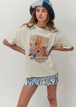 Load image into Gallery viewer, Throwback Tee