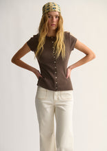 Load image into Gallery viewer, Lucy Tee