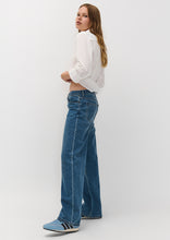 Load image into Gallery viewer, Paris Jeans