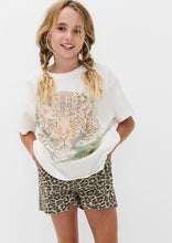 Load image into Gallery viewer, Leo Denim Shorts