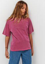 Load image into Gallery viewer, Billie Tee