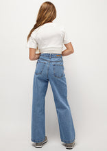 Load image into Gallery viewer, Cameron Jeans