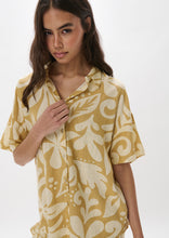 Load image into Gallery viewer, Breeze Shirt