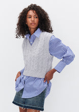 Load image into Gallery viewer, Oxford Vest