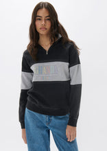 Load image into Gallery viewer, All Day Quarter Zip