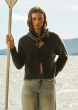 Load image into Gallery viewer, Scandi Knit Headscarf