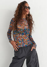 Load image into Gallery viewer, Diagonal Matrix Long Sleeve Top