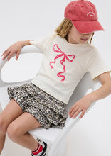 Load image into Gallery viewer, Throwback Tee