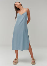 Load image into Gallery viewer, Linen Midi Dress