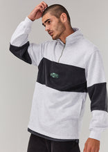 Load image into Gallery viewer, Quarter Zip Crew