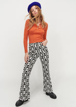 Load image into Gallery viewer, Eva Jeans