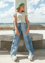Load image into Gallery viewer, Cameron Jeans