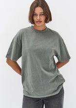 Load image into Gallery viewer, Basic Dad Tee