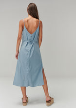 Load image into Gallery viewer, Linen Midi Dress