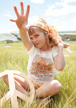 Load image into Gallery viewer, Classic Ringer