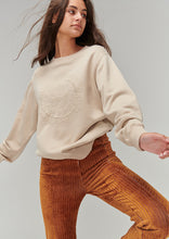 Load image into Gallery viewer, Classic Crew