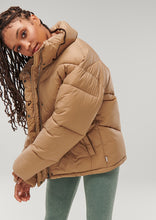 Load image into Gallery viewer, Snow Puffer