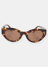 Load image into Gallery viewer, Carrie Sunglasses