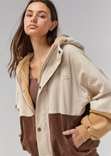 Load image into Gallery viewer, Winki Jacket