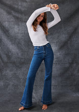 Load image into Gallery viewer, Abbey Jeans