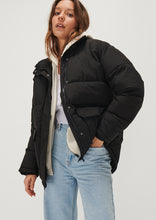 Load image into Gallery viewer, Skate Puffer