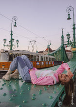 Load image into Gallery viewer, Cher Vest