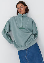 Load image into Gallery viewer, Holly Quarter Zip