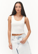 Load image into Gallery viewer, Basic Tight Singlet