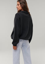 Load image into Gallery viewer, Thrift Quarter Zip