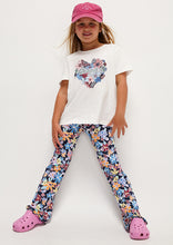 Load image into Gallery viewer, Rosa Flares