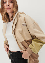 Load image into Gallery viewer, Winki Jacket