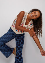 Load image into Gallery viewer, Eva Jeans