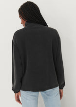 Load image into Gallery viewer, Taylor Quarter Zip