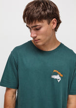 Load image into Gallery viewer, Salmon Vintage Tee
