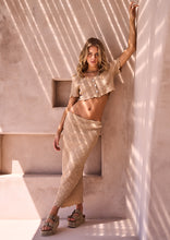 Load image into Gallery viewer, Scrunch Short Sleeve Top
