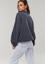 Load image into Gallery viewer, Thrift Quarter Zip