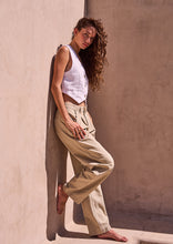Load image into Gallery viewer, Runway Pants