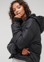 Load image into Gallery viewer, Premium Puffer