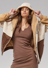Load image into Gallery viewer, Winki Jacket