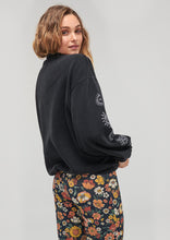Load image into Gallery viewer, Thrift Quarter Zip