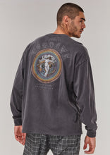 Load image into Gallery viewer, Thrift Long Sleeve
