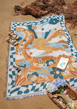 Load image into Gallery viewer, Beach Throw