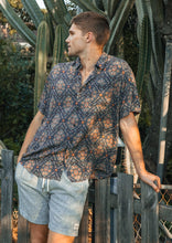 Load image into Gallery viewer, Shapers Shirt