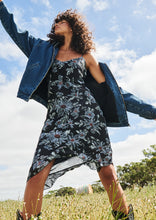 Load image into Gallery viewer, Chelsea Midi Dress