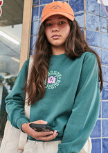 Load image into Gallery viewer, Classic Crew